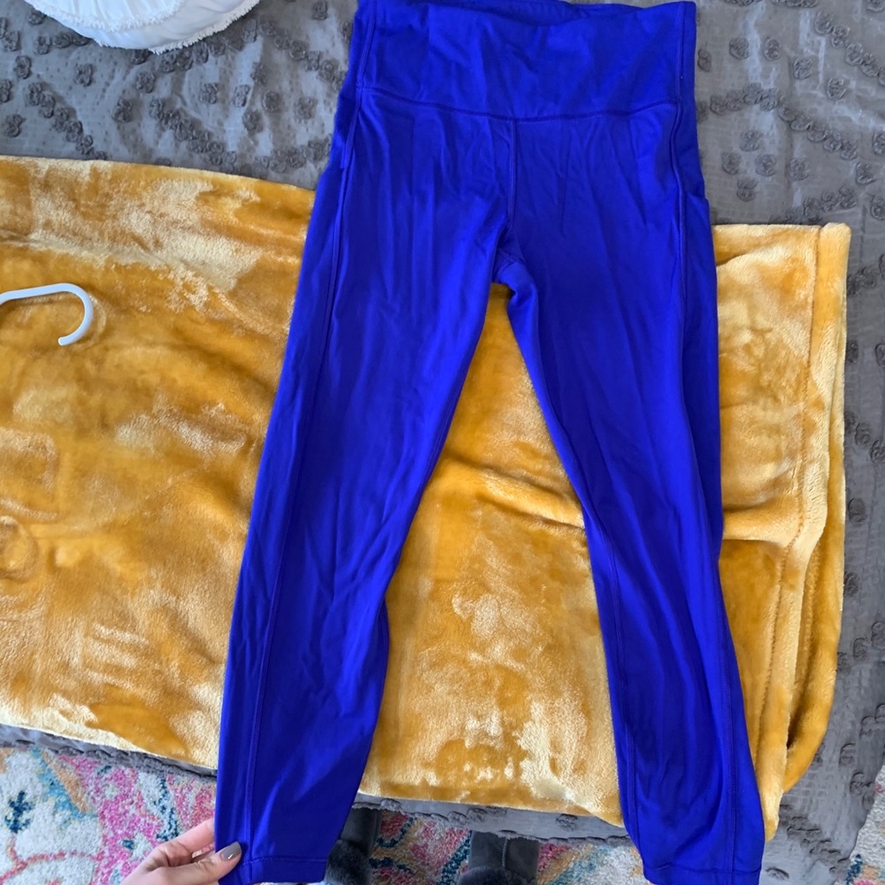 Athleta Ultimate Stash Pocket 7/8 Tight
